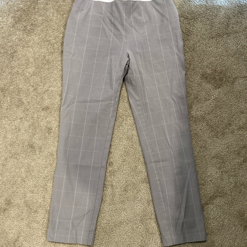 a new day Women's Gray Plaid Ankle Pants